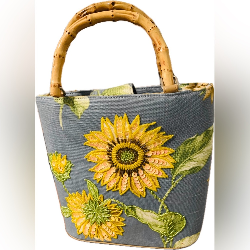 Vintage Sunflower Purse with Sequins and Bamboo-style handles -never used!
